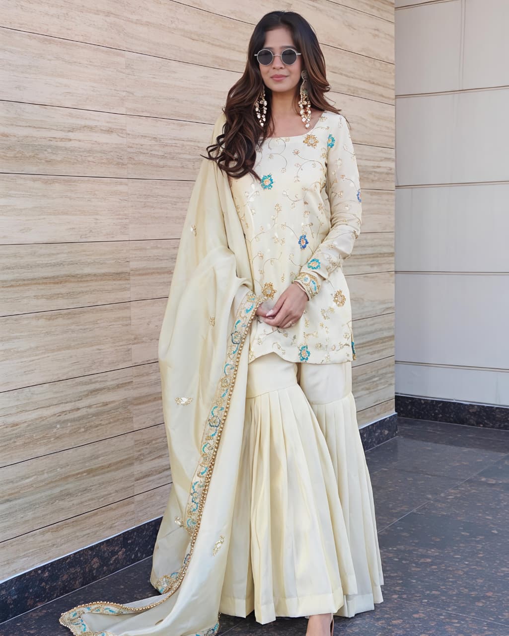 NEW LAUNCHING 3 PIECE SHARARA SET (RRRD33)