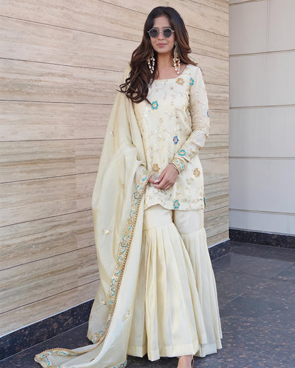 NEW LAUNCHING 3 PIECE SHARARA SET (RRRD33)