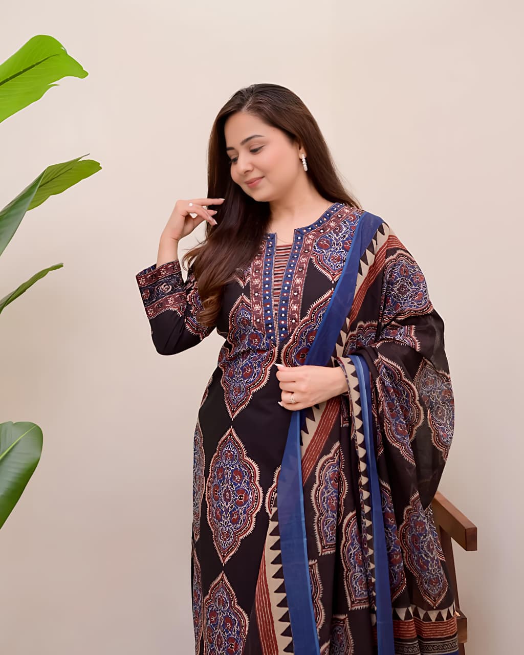Traditional Printed Kurta Set for Women with Designer Dupatta(SWSK38)