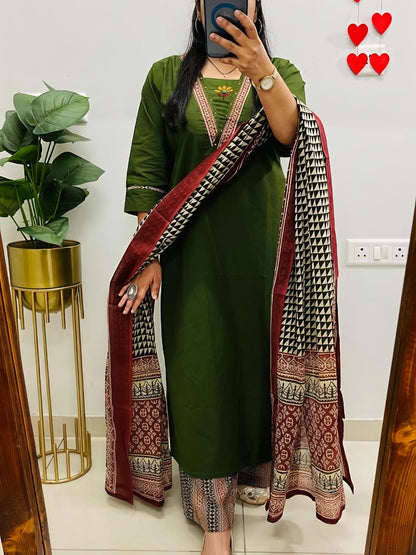 💚 *Perfect for festive wear, small functions &amp; daily elegance.🌸🌸(SWSK52)