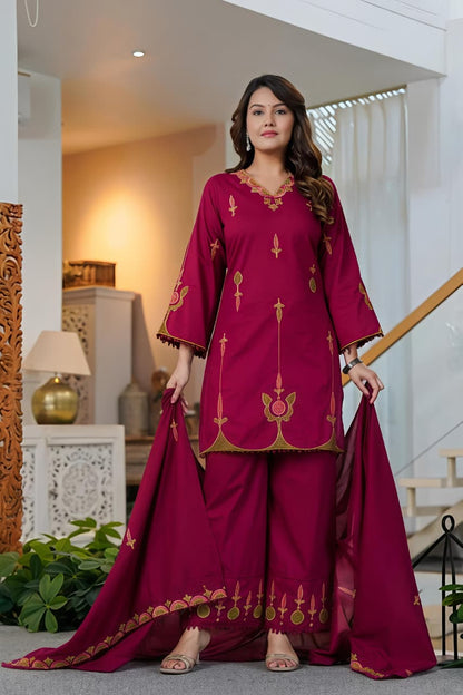 🌹🌹 fine Cotton fabric with beautiful embroidery on neck, sleeves, Kurti with embroidered plazo with both side pockets on pant🌹🌹SWSK56)