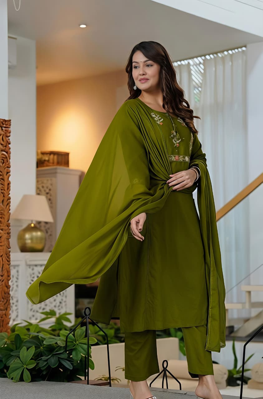 🌹🌹 fine Cotton fabric with beautiful embroidery on neck, sleeves, Kurti with plazo with one side pocket on pant🌹🌹(SWSK59)