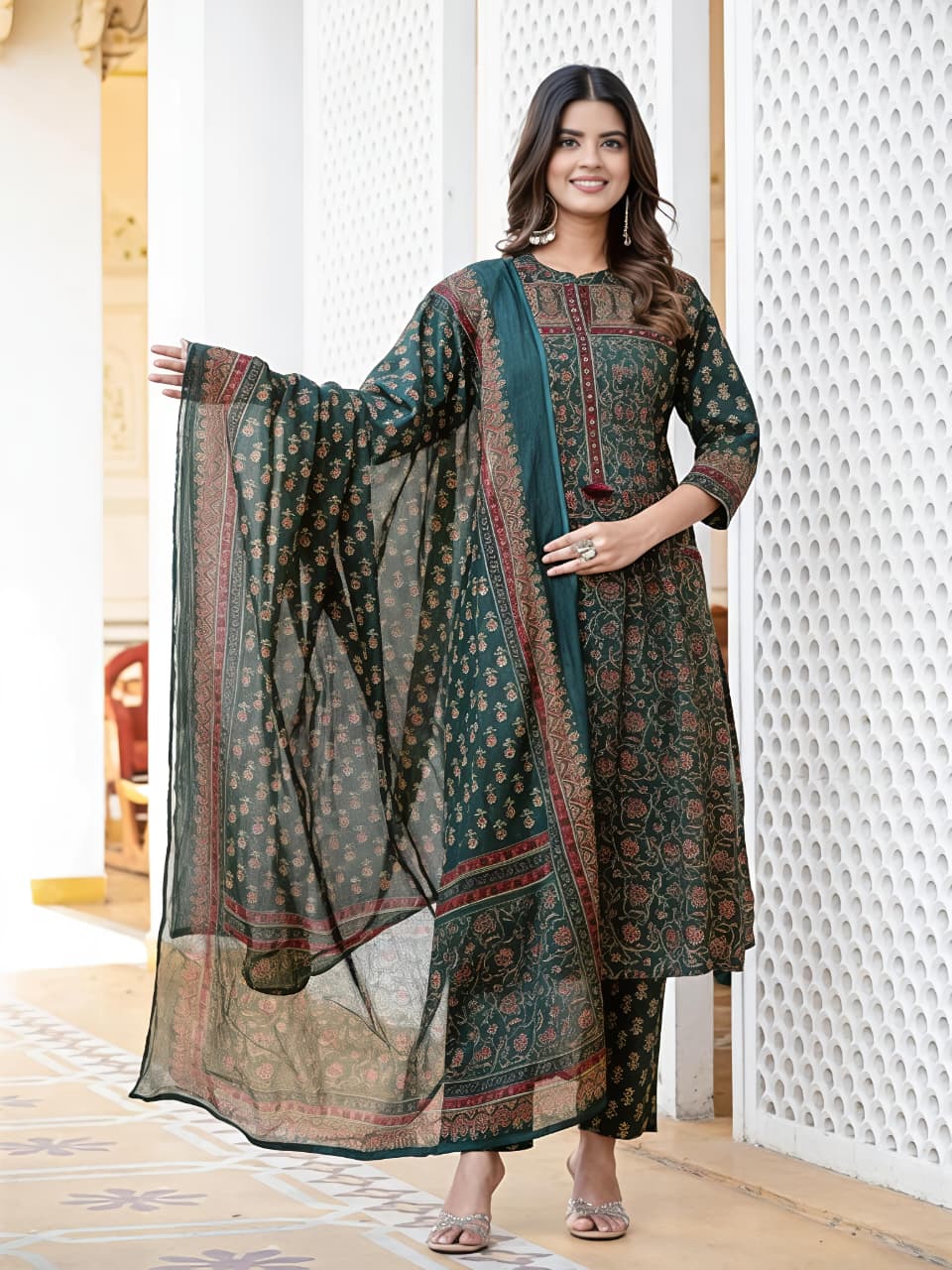 fine taj cotton 60 60 fabric with beautiful printed Kurti with plazo with one side pocket on pant(SWSK60)