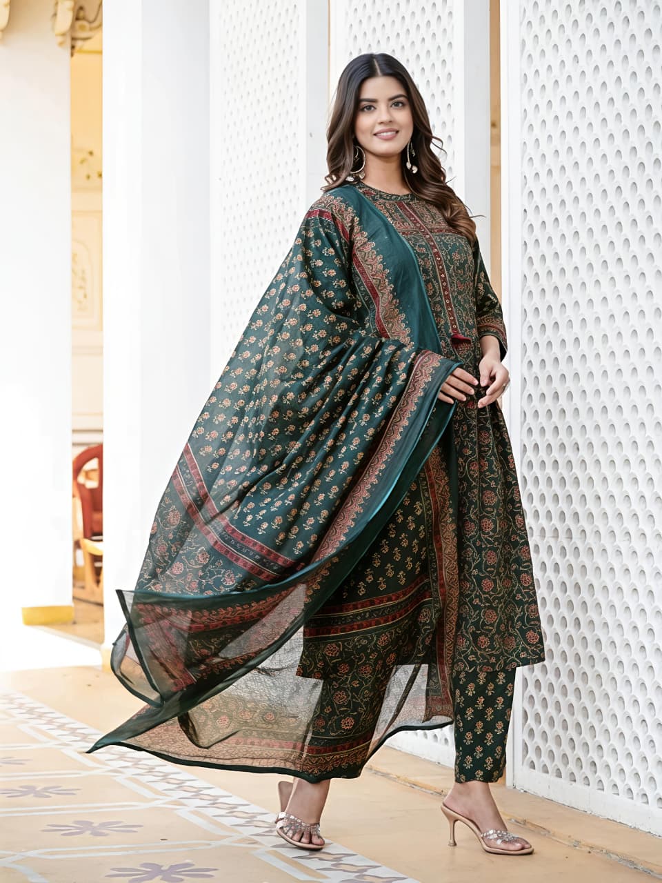 fine taj cotton 60 60 fabric with beautiful printed Kurti with plazo with one side pocket on pant(SWSK60)