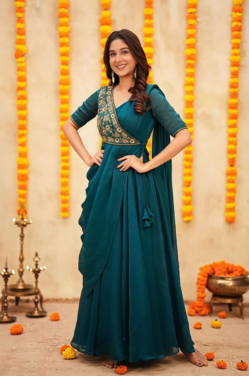 Look As Charming As  This Beautiful Unique Style Pre-Draped  Saree-anakarli With Beautiful Embroidery, Blouse Epitomizes Party-Ready Chic. (RRRD37))