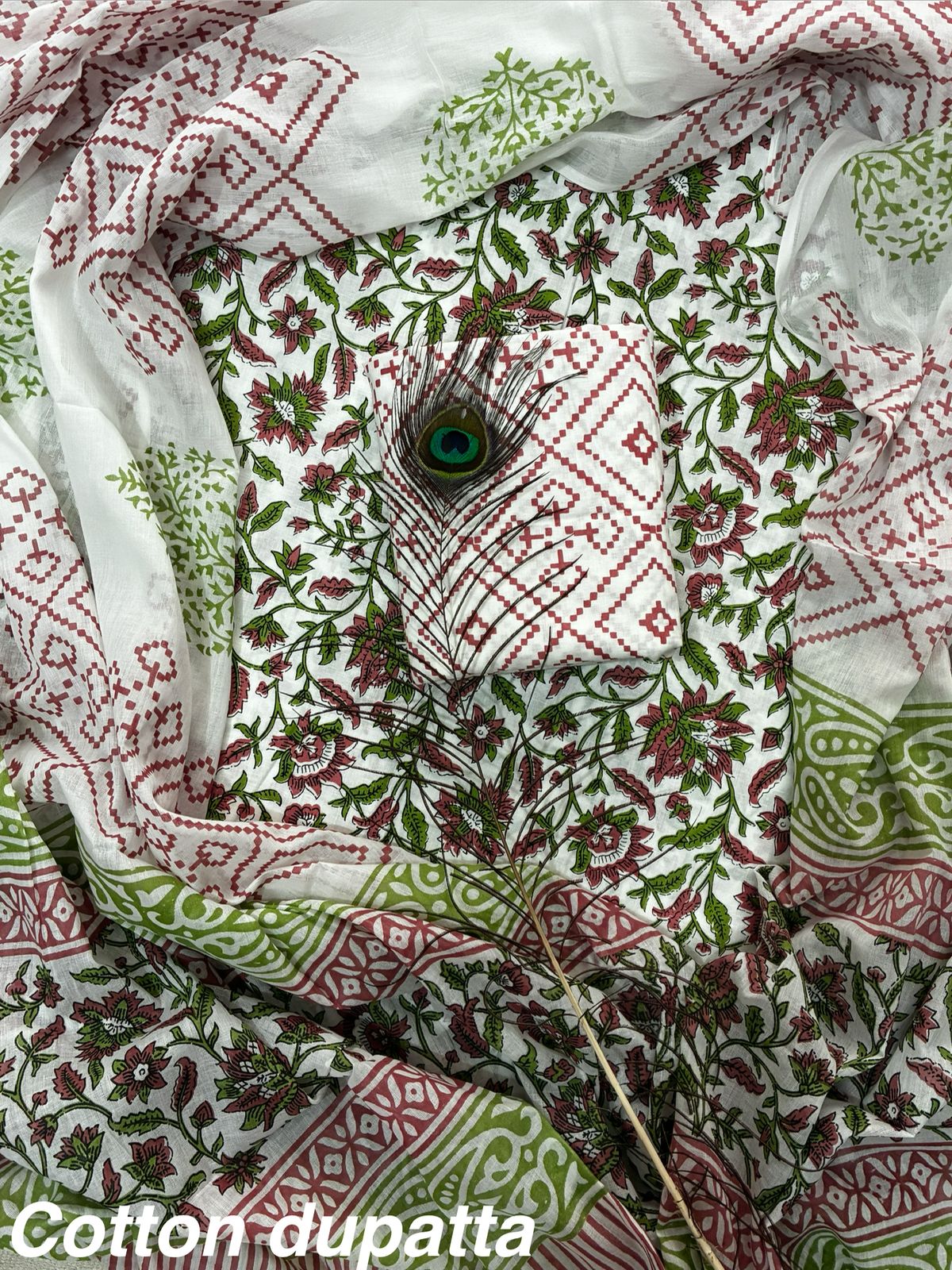 ELEGANT HAND BLOCK PRINT COTTON SUIT SET WITH MULMUL DUPATTA(WACOTMU40)