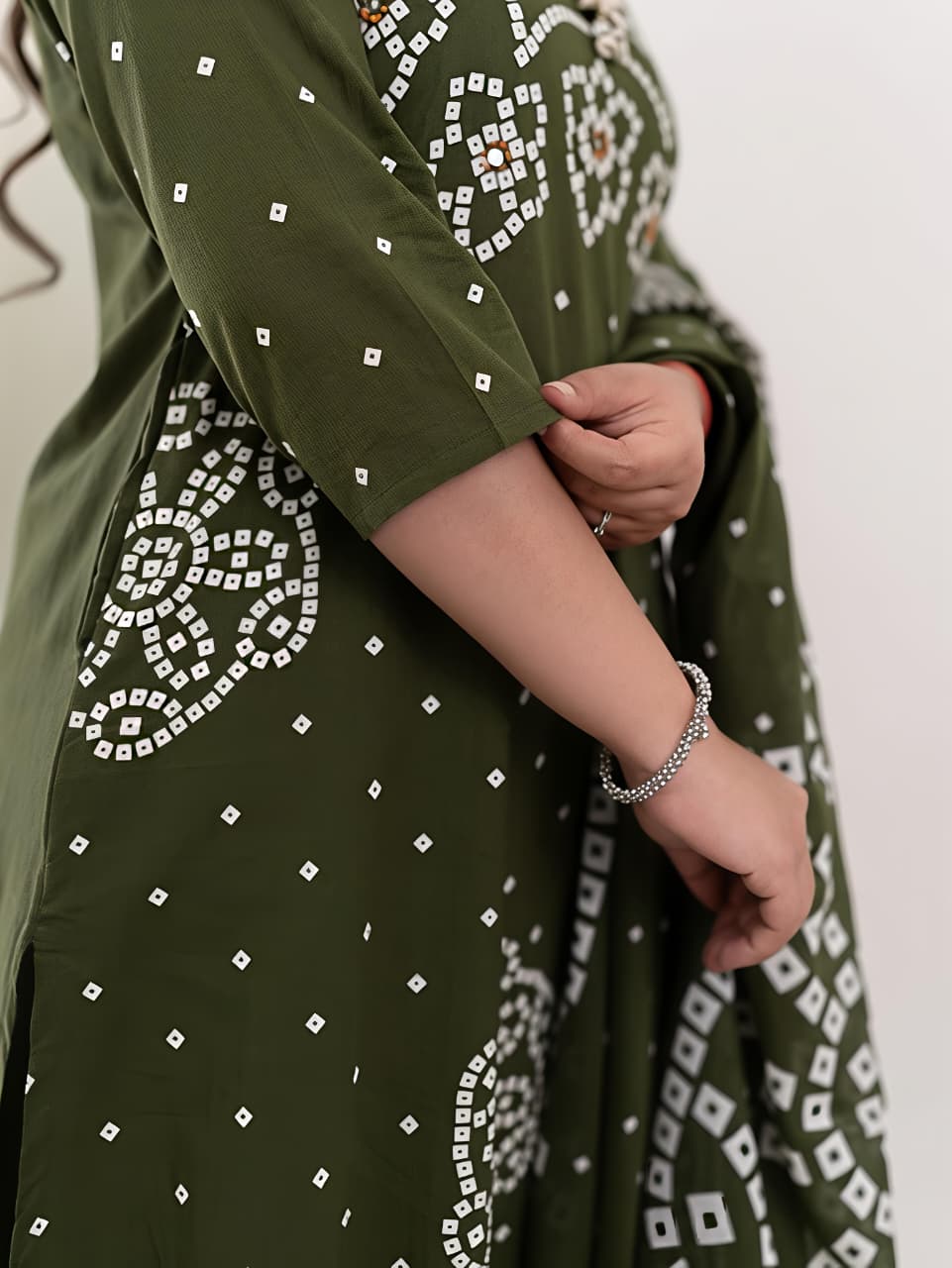 Kurta embroidery work  with Designer sleeves(RD47)