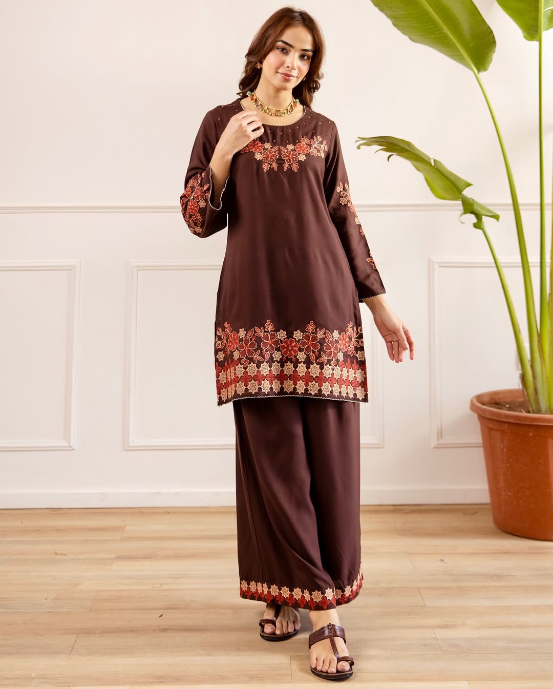 Floral Embroidered Wide-Leg Co-ord Set (RD70)