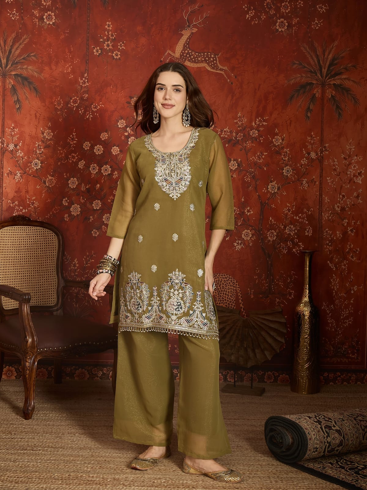 ✨ Premium Embroidered Sharara Set ✨(RRRD53)