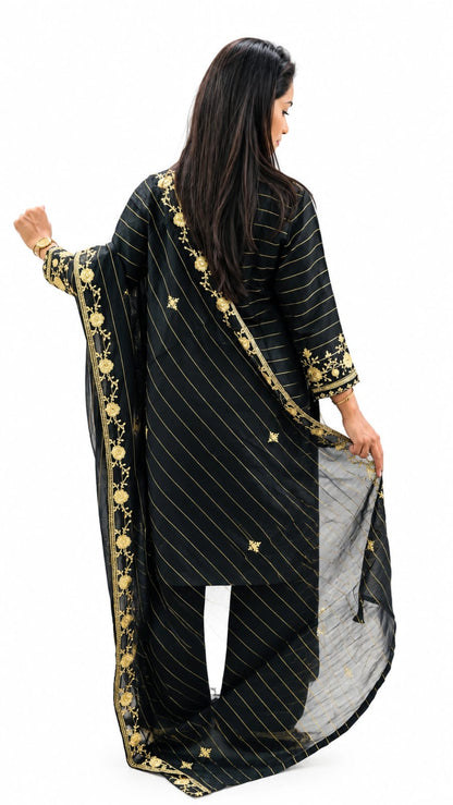 Elegance Embroidered Suit Set (RRRD66 RR TULSHI)