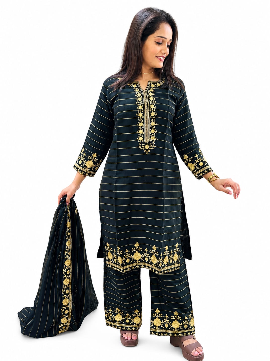 Elegance Embroidered Suit Set (RRRD66 RR TULSHI)