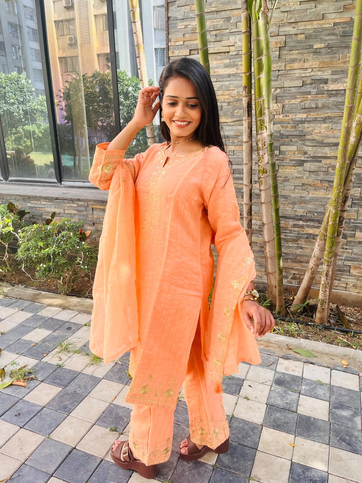 Elegance Embroidered Suit Set (RRRD66 RR TULSHI)