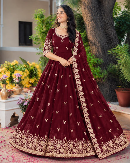 ✨ Elegant Anarkali Gown with Intricate Floral Embroidery 🌸 (RRRD69)
